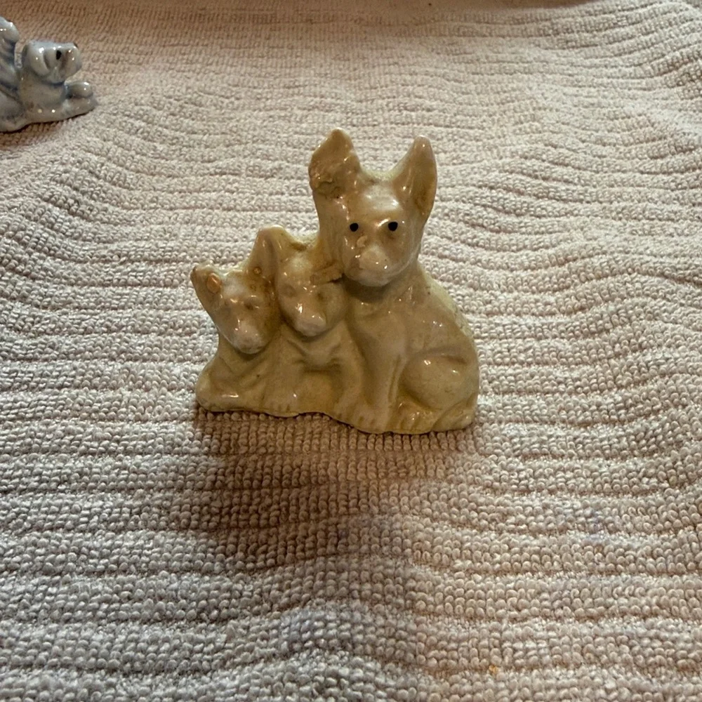 Vintage porcelain Dog Figurine Sets - Cream and Blue. Made in Japan
